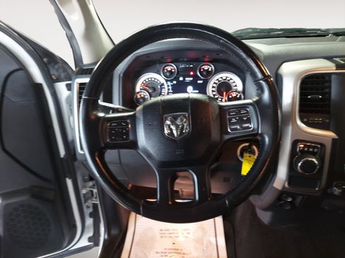 Used 2015 RAM 1500 Lone Star RWD image 13