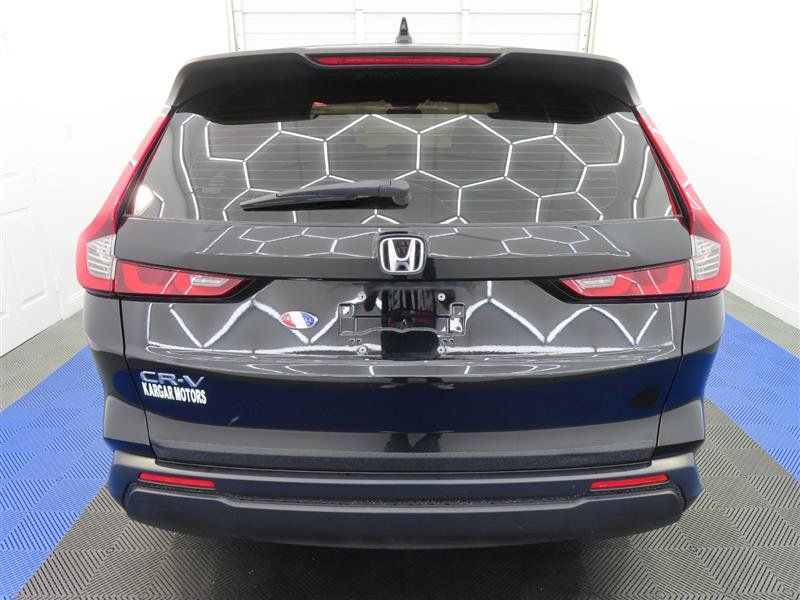 Used 2023 Honda CR-V LX image 7