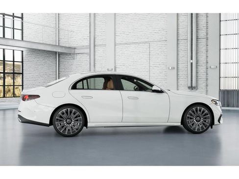 New 2027 Mercedes-Benz E 450 4MATIC Sedan image 17