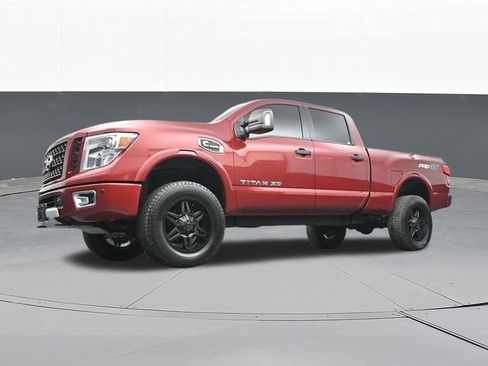 Used 2018 Nissan Titan PRO-4X w/ Pro-4x Convenience Package AWD/4WD image 58