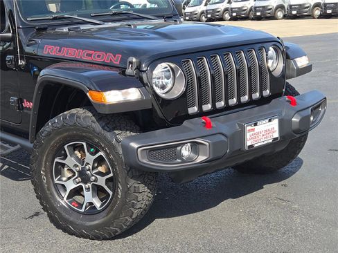 Certified 2021 Jeep Wrangler Unlimited Rubicon image 2