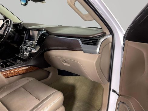 Used 2019 Chevrolet Tahoe Premier AWD/4WD image 27