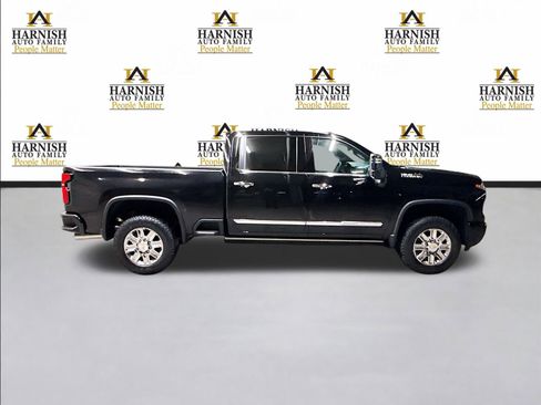 New 2026 Chevrolet Silverado 3500 High Country w/ Technology Package AWD/4WD image 6