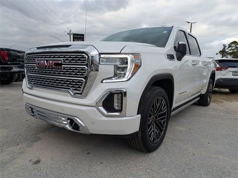 Used 2022 GMC Sierra 1500 Denali w/ Denali Premium Package image 6