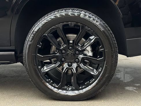Used 2026 GMC Yukon Denali w/ Sun & Power Step Package AWD/4WD image 12