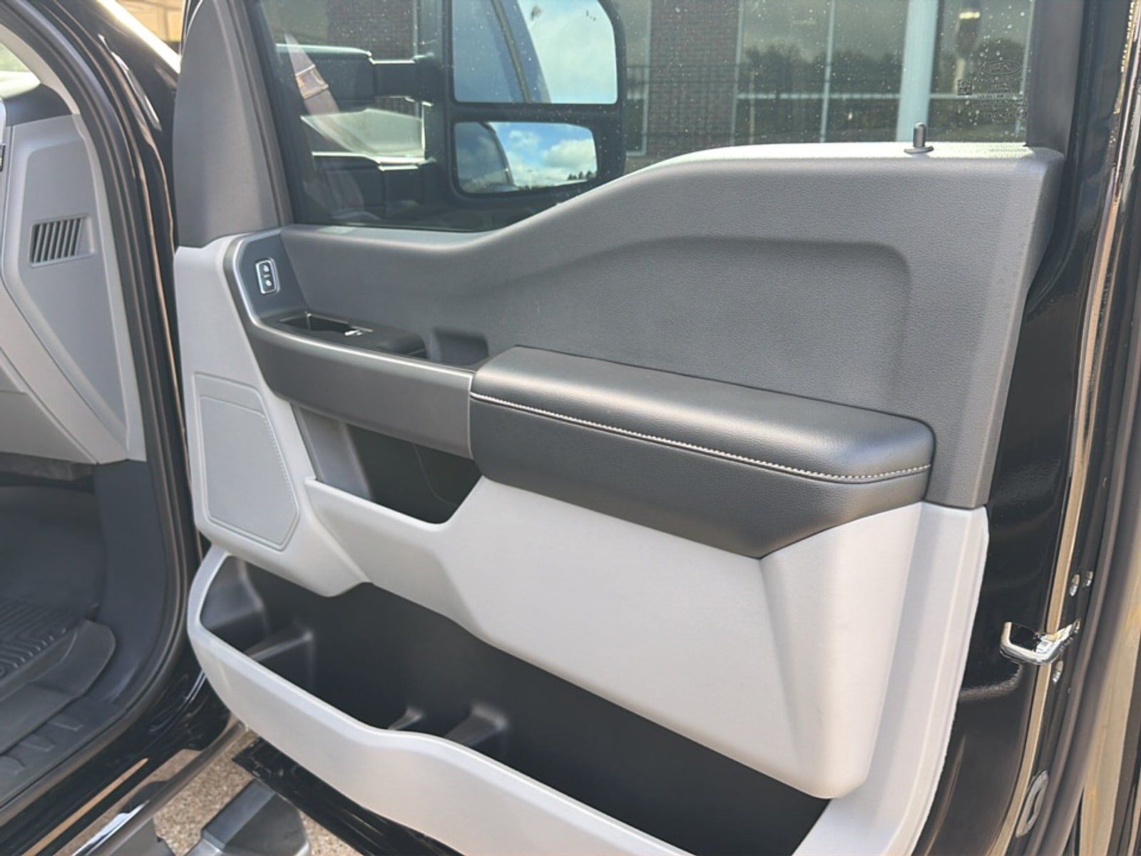 Used 2025 Ford F450 XLT w/ 360-Degree Camera Package AWD/4WD image 16