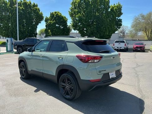 New 2026 Chevrolet TrailBlazer LT w/ Midnight Edition AWD/4WD image 6