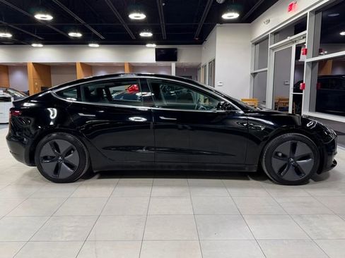 Used 2018 Tesla Model 3 Long Range image 15