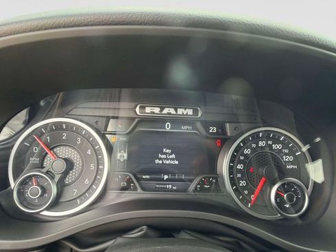 New 2026 RAM 1500 4x4 Crew Cab image 34