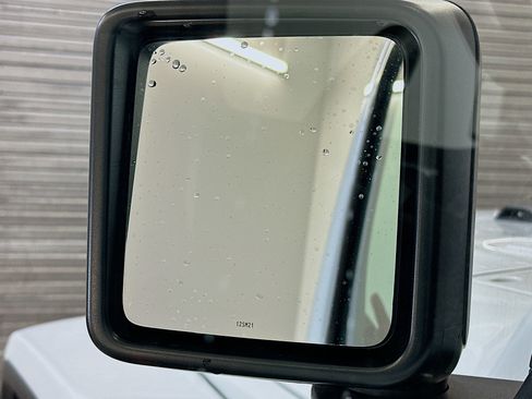 Used 2022 Jeep Gladiator Sport image 16