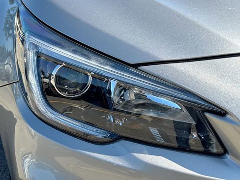 Used 2018 Subaru Outback 2.5i Premium AWD/4WD image 37