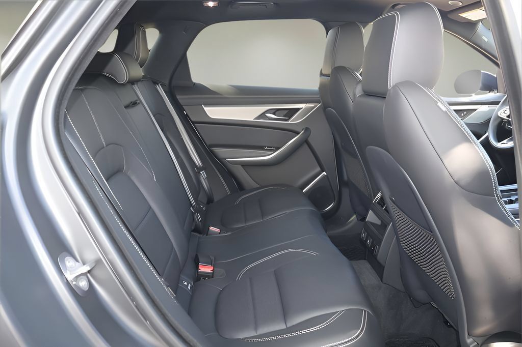 New 2026 Jaguar F-PACE R-Dynamic S AWD/4WD image 17