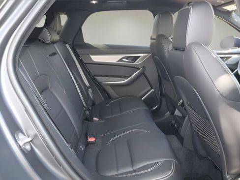 New 2026 Jaguar F-PACE R-Dynamic S AWD/4WD image 17