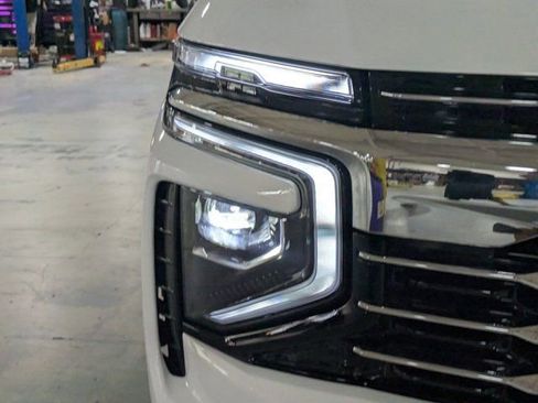 Used 2025 Chevrolet Tahoe LT w/ Comfort Package image 8