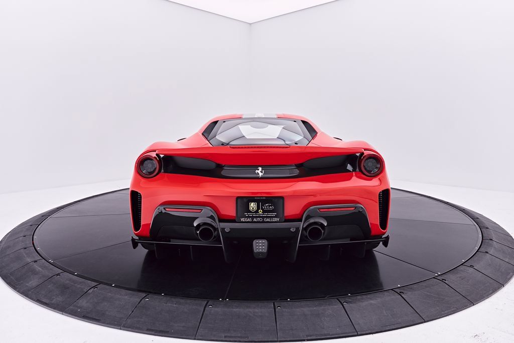 Used 2020 Ferrari 488 Pista Coupe RWD image 22
