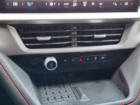 Used 2025 Ford Explorer ST w/ Sun And Sound Package AWD/4WD image 31