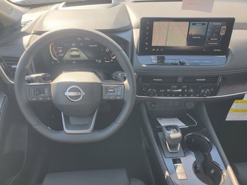 New 2026 Nissan Rogue Platinum image 16