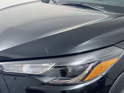 Used 2025 Toyota Corolla Cross LE image 11