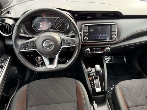Used 2020 Nissan Kicks SR w/ Exterior Package image 13