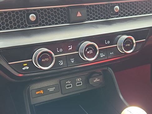 Certified 2024 Honda Civic Type R image 25