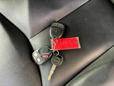 Used 2004 Chevrolet Silverado 2500 LT w/ Skid Plate Package image 33