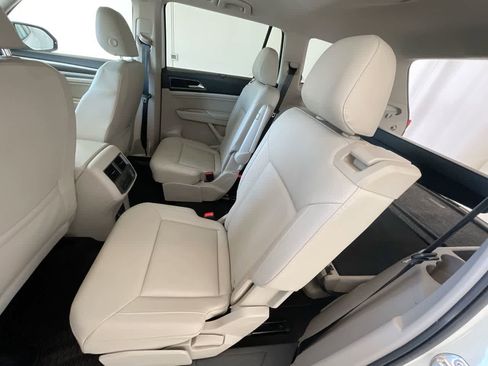 Used 2019 Volkswagen Atlas SE w/ Panoramic Sunroof Package image 22