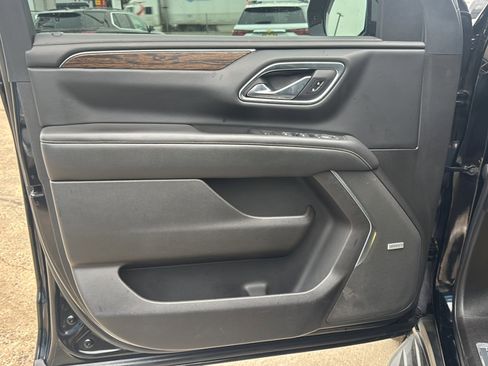 Used 2021 Chevrolet Tahoe Premier image 17