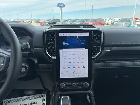 New 2026 Ford Ranger Lariat w/ FX4 Off-Road Package image 18