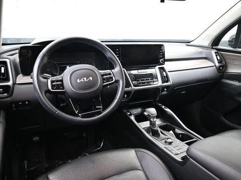 Used 2023 Kia Sorento S AWD/4WD image 11