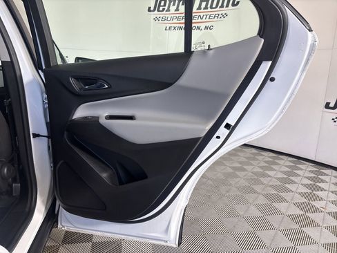 Used 2022 Chevrolet Equinox LS w/ LPO, Floor Liner Package image 23