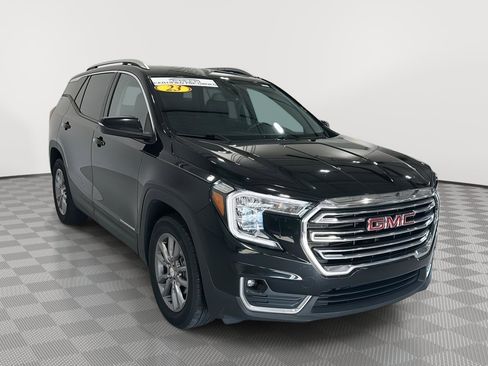 Used 2023 GMC Terrain SLT w/ Infotainment Package II AWD/4WD image 7