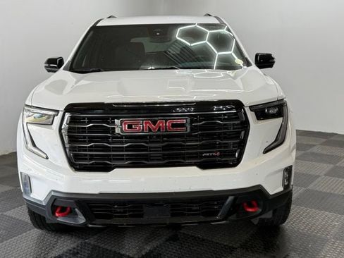 Used 2024 GMC Acadia AT4 w/ Luxury Package AWD/4WD image 4