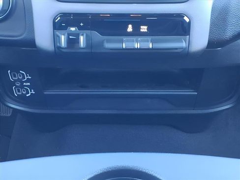 Used 2024 RAM 2500 Big Horn w/ Bed Utility Group image 20