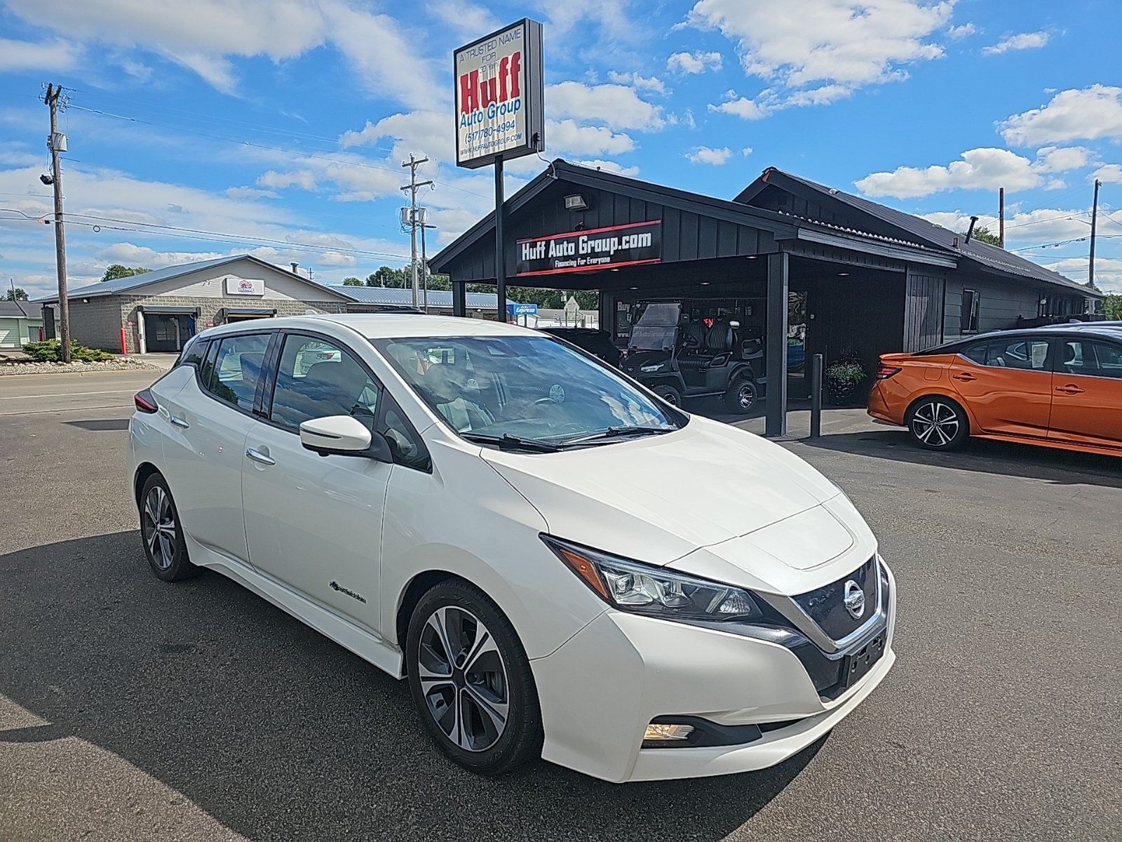 Used 2018 Nissan Leaf SL w/ SL Technology Package FWD image 1