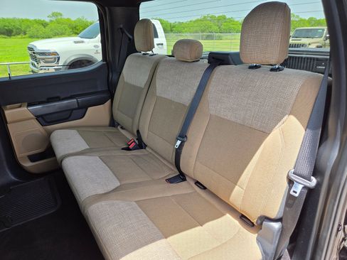 Used 2021 Ford F150 XLT AWD/4WD image 22