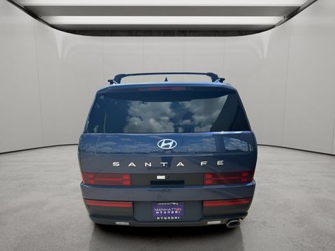 Used 2025 Hyundai Santa Fe SEL FWD image 4