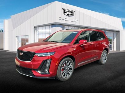 New 2025 Cadillac XT6 Sport w/ Technology Package