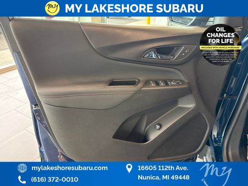 Used 2022 Chevrolet Equinox RS w/ LPO, Floor Liner Package AWD/4WD image 11