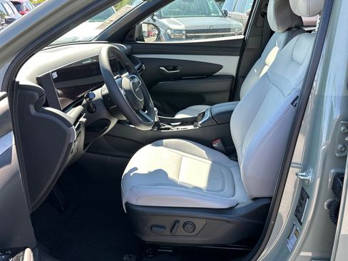 New 2025 Hyundai Santa Cruz SEL image 9