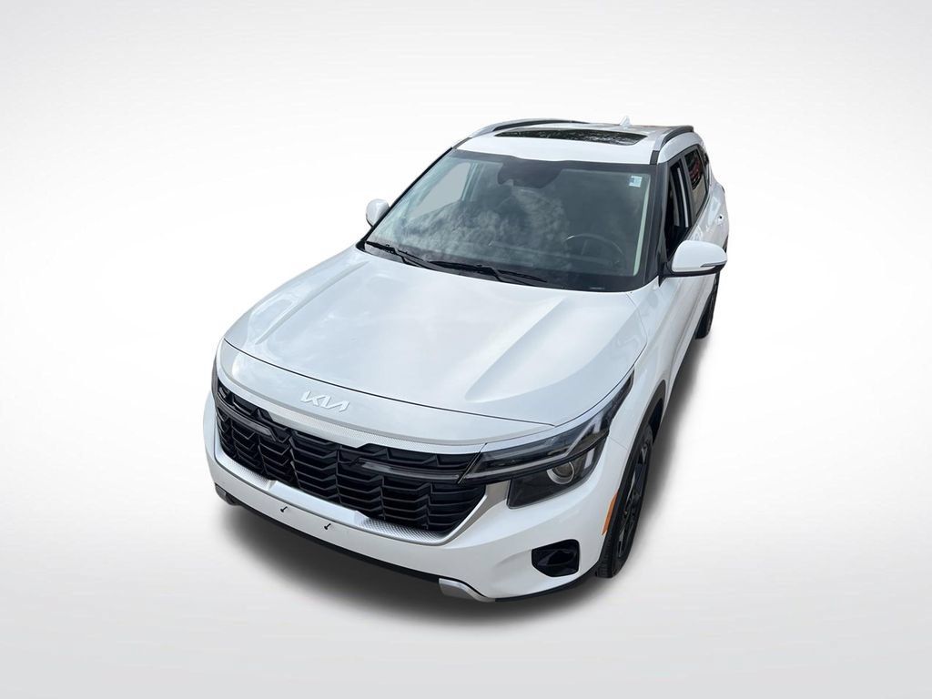 Certified 2025 Kia Seltos EX w/ EX Sunroof Package AWD/4WD image 42