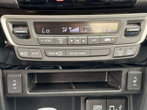 Used 2019 Honda Ridgeline RTL-E image 16