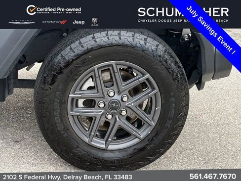 Used 2024 Jeep Wrangler Unlimited Sport AWD/4WD image 9