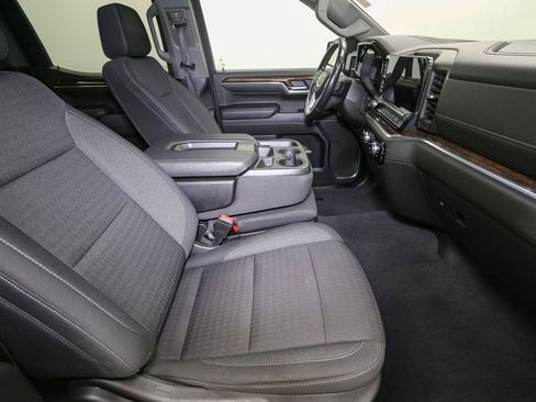 Used 2022 GMC Sierra 1500 Elevation w/ X31 Off-Road Package AWD/4WD image 20