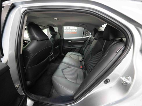 Used 2024 Toyota Camry SE FWD image 23