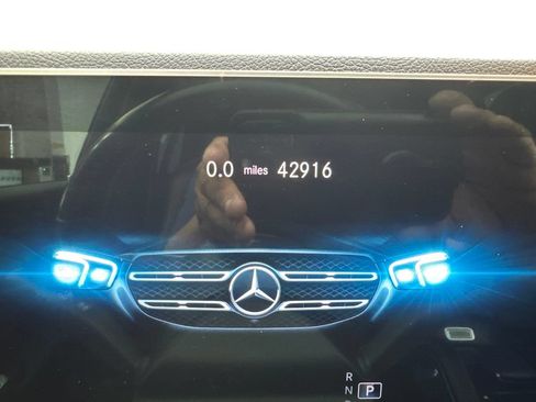 Used 2021 Mercedes-Benz GLE 350 4MATIC image 58