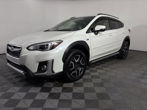 Used 2020 Subaru Crosstrek Hybrid image 3
