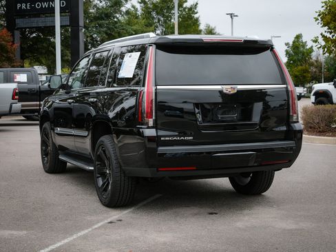 Used 2020 Cadillac Escalade 4WD image 8
