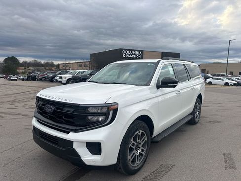 New 2026 Ford Expedition Max Active image 3