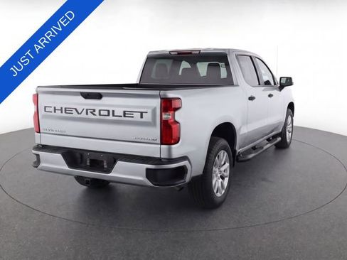 Used 2021 Chevrolet Silverado 1500 Custom RWD image 12