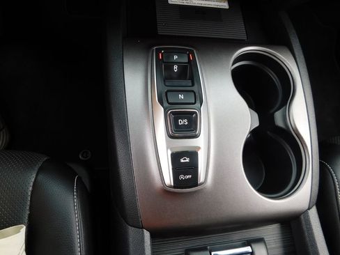 Used 2023 Honda Ridgeline RTL-E image 37